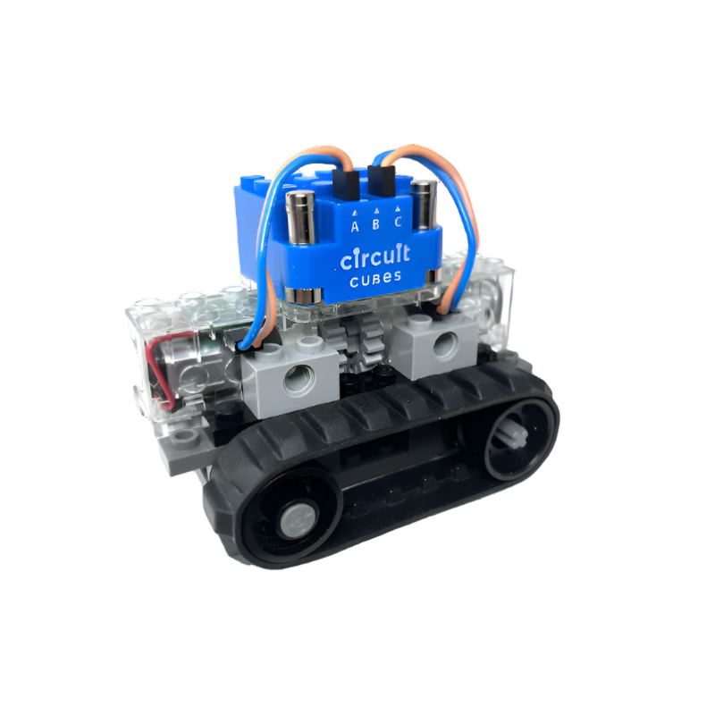 Bluetooth Upgrade Kit with Circuit Cubes, Cubit Motors, and LEGO-compatible parts for creative builds.